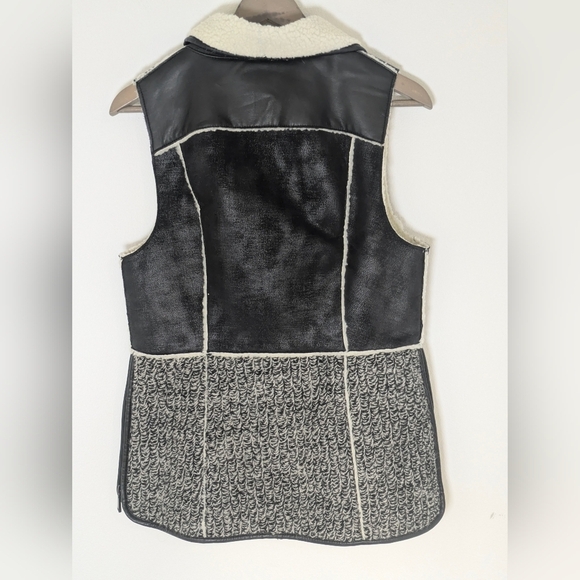 T Tahari Bias Zip Winter Vest Fur Faux Suede Winter Warm Sherpa Size XS Black - Picture 7 of 16